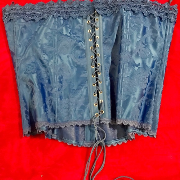 Fredrick’s of Hollywood corset - Picture 3 of 4